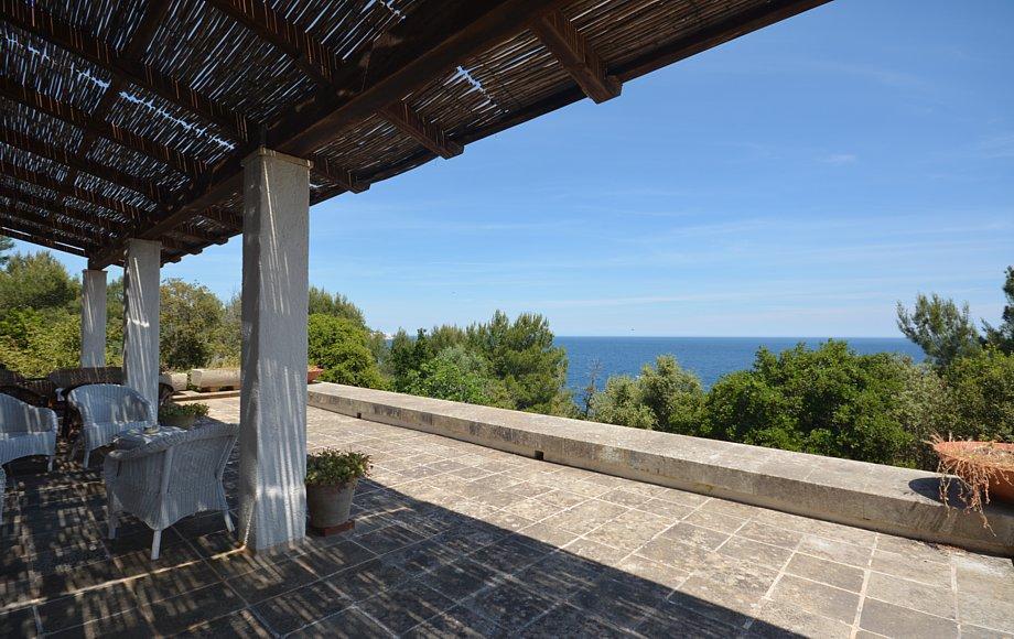 Rez de chaussée - Patio avec vue sur la mer